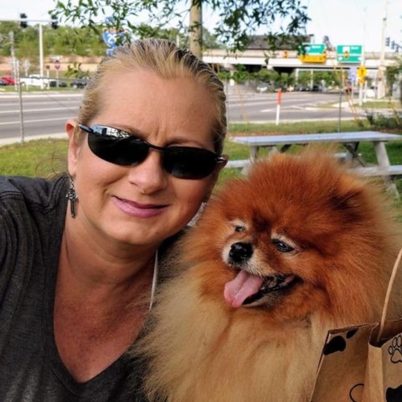 Meet your Posher, Amanda - Picture 1 of 1